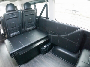 ハイエースワゴン4型新車　10人乗６AT　４ＷＤ