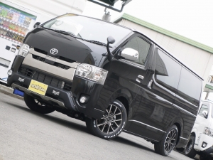 ハイエースバン4型新車　２８００ディーゼルターボ４ＷＤ　ダークプライム