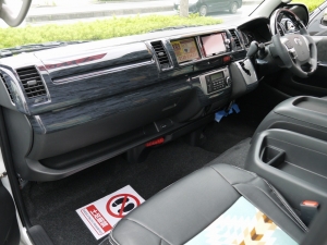 ハイエースワゴン4型新車４ＷＤ　６AT　