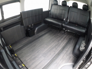 ハイエースワゴン4型新車４ＷＤ　ＲＥＶＯ