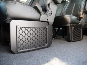 ハイエースワゴン4型新車４ＷＤ　６AT　
