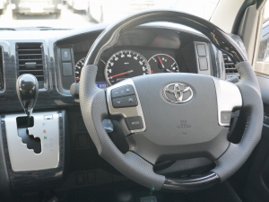 ハイエースワゴン4型新車４ＷＤ　６AT　