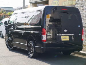 ハイエースワゴン4型新車４ＷＤ　６AT　