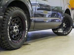 ハイエースバンワイドバン　４ＷＤ
