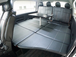 ハイエースワゴン4型新車４ＷＤ　６AT　
