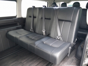 ハイエースワゴン4型新車４ＷＤ　６AT　