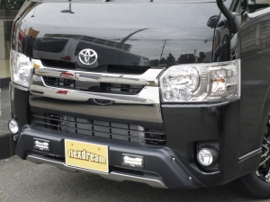 ハイエースバン4型新車　２８００ディーゼルターボ４ＷＤ　ダークプライム