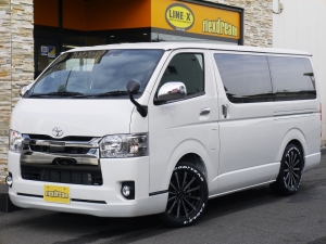 ハイエースバン4型新車　２８００ディーゼルターボ４ＷＤ　ダークプライム