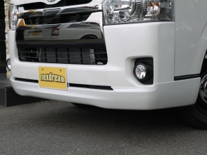 ハイエースバン4型新車　２８００ディーゼルターボ４ＷＤ　ダークプライム