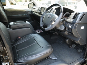 ハイエースワゴン4型新車４ＷＤ　６AT　