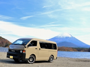 ハイエースバンハイエース丸目　クラシックハイエース