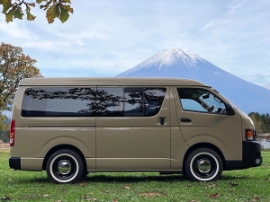 ハイエースバンハイエース丸目　クラシックハイエース