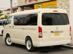 ハイエースワゴン4型新車　４ＷＤ　６AT　