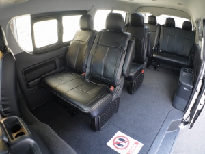 ハイエースワゴン4型新車４ＷＤ　６AT　