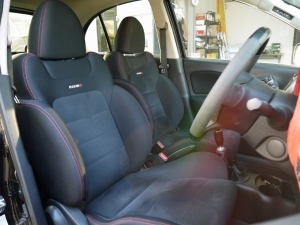 買取・下取り直販車ＮＩＳＭＯ　マーチ