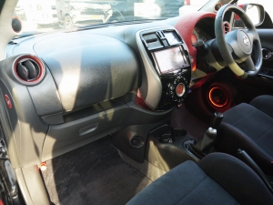 買取・下取り直販車ＮＩＳＭＯ　マーチ
