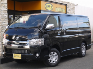 ハイエースバン4型新車　２８００ディーゼルターボ４ＷＤ　ダークプライム