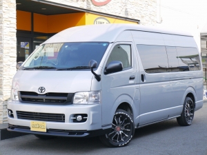 ハイエースワゴングランドキャビン　４ＷＤ