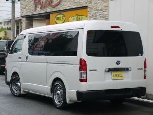 ハイエースバンワイドバン　４ＷＤ