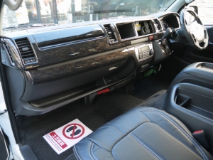 ハイエースワゴン4型新車４ＷＤ　６AT　