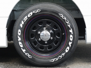 ハイエースバン2.8DT　４ナンバー８人乗り仕様