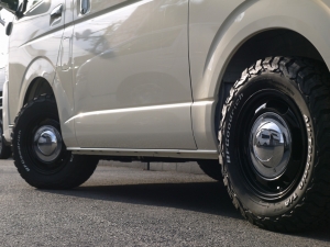 ハイエースワゴン4型新車　４ＷＤ　６AT　