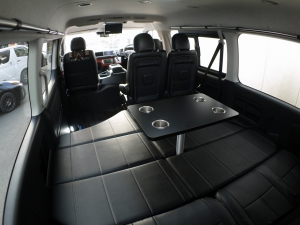 ハイエースワゴン4型新車　４ＷＤ　６AT　