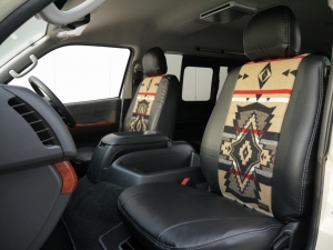 ハイエースワゴン4型新車　４ＷＤ　６AT　