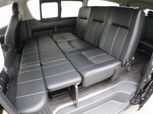 ハイエースワゴン4型新車４ＷＤ　６AT　