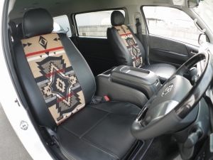 ハイエースワゴン丸目換装　４ＷＤ