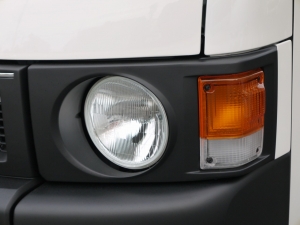 ハイエースワゴン丸目換装　４ＷＤ