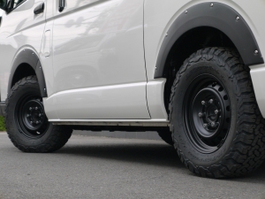 ハイエースワゴン丸目換装　４ＷＤ