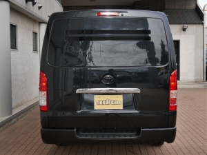 ハイエースバン新車アウトレットセドナ