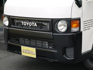 ハイエースバン新車アウトレットセドナ