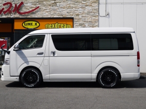ハイエースワゴン4型新車４ＷＤ　６AT　