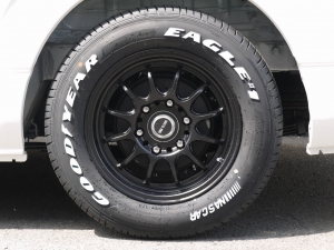 ハイエースワゴン4型新車４ＷＤ　６AT　
