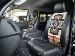 ハイエースワゴン4型新車４ＷＤ　６AT　