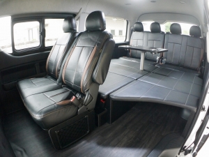 ハイエースワゴン4型新車４ＷＤ　６AT　
