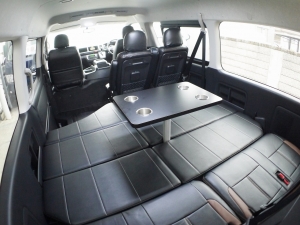 ハイエースワゴン4型新車４ＷＤ　６AT　