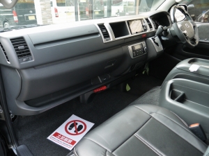 ハイエースワゴン4型新車４ＷＤ　６AT　