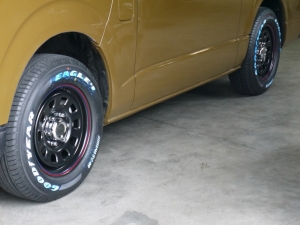 ハイエースワゴンＧＬ　４ＷＤ　丸目　FDclassic