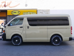ハイエースワゴン４ＷＤ　ベットキット