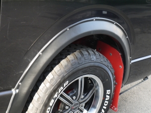 ハイエースバンワイドバン　４ＷＤ　リフトアップ