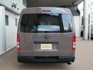 ハイエースバンワイドＳ－ＧＬ　４ＷＤ　丸目換装