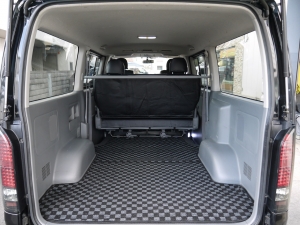 ハイエースバン４ＷＤ　Ｓ－ＧＬ