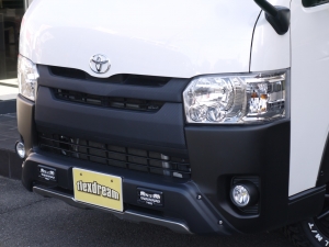 ハイエースバン４WD　ダークプライム