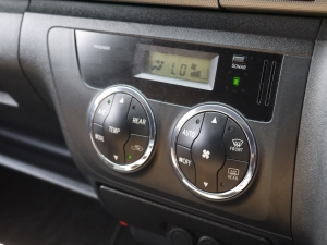 ハイエースバンワイド　ＳーＧＬ 　２ＷＤ　丸目換装