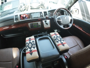 ハイエースバンワイド　ＳーＧＬ 　２ＷＤ　丸目換装