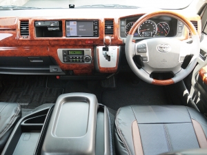 ハイエースワゴン２ＷＤ　ＧＬ　丸目換装コンプリート