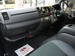 ハイエースバン一部改良後 安全装備追加 特別仕様車